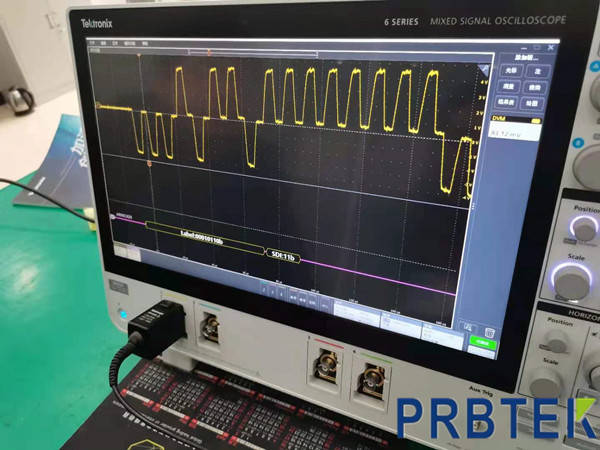 Safe operation instructions for oscilloscope probe that must be read by engineers
